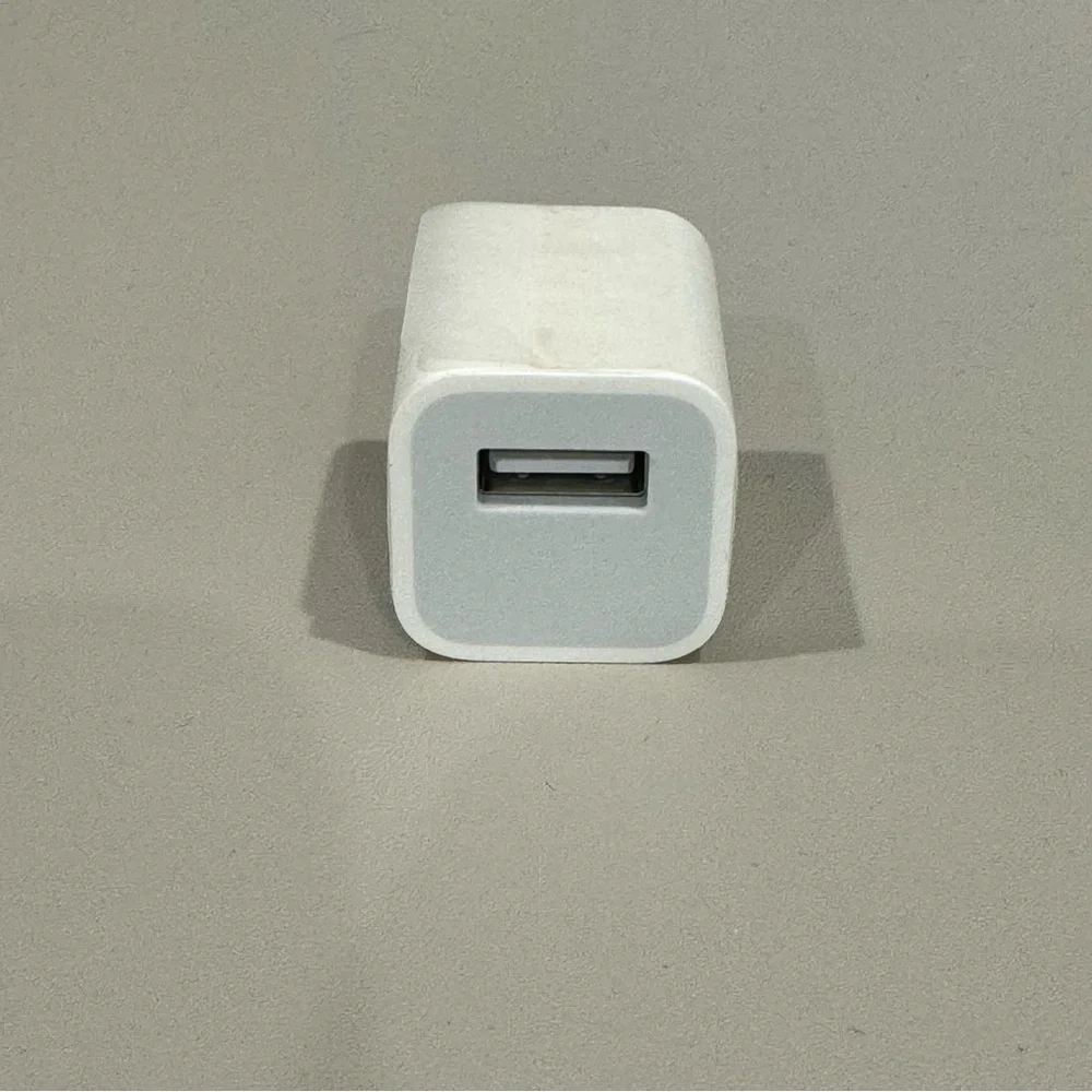 Apple 5W USB Power Adapter